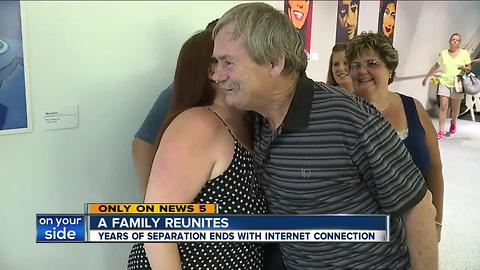 Army veteran reconnects with his family after 20 years