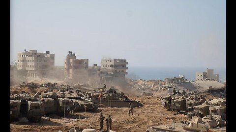 Militar de Hamás destruyendo vechiculos blindados de Israel