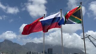 SOUTH AFRICA - Cape Town - Russian Cruiser MARSHALL USTINOV and Chinese Navy frigate Wei Fang is welcomed(Video) (7tK)