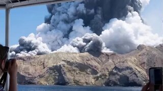 Casal de brasileiros deixou vulcão minutos antes de erupção na Nova Zelândia