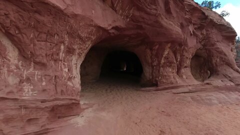 INCREDIBLE CLIFF HIKE TO CAVERNS, JUST OUTSIDE KANAB UTAH