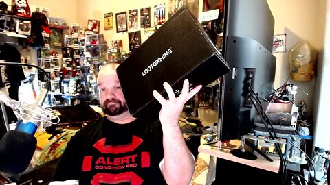 Attair Unboxes 2020 March LootGaming Combat