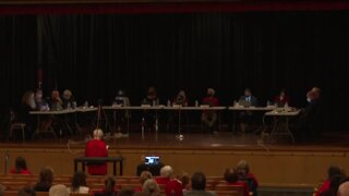 Manitowoc families divided on petition to recall two school board members over Covid policies