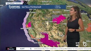 ABC 10News Pinpoint Weather with Weather Anchor Vanessa Paz