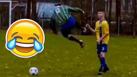 BEST SOCCER FOOTBALL VINES & TIKTOK'S 🤣 FAILS, SKILLS, GOALS