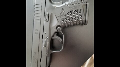 My First EDC: Springfield XDS 3.3" 9 mm