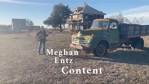 Acoustic -Original "Content" -Meghan Entz