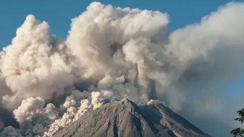 A NATUREZA ESTÁ NERVOSA-VULCÃO NA NICARÁGUA ACORDA