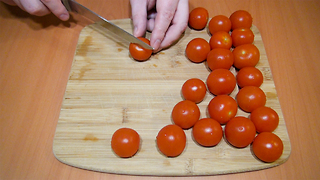 Fastest and easiest way to cut cherry tomatoes