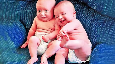 Best Baby Videos - Funniest Twins Baby of 2023 (TRENDING) || Cool Peachy