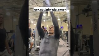 How to make passive income from the gym? MASTER INVESTOR #shorts