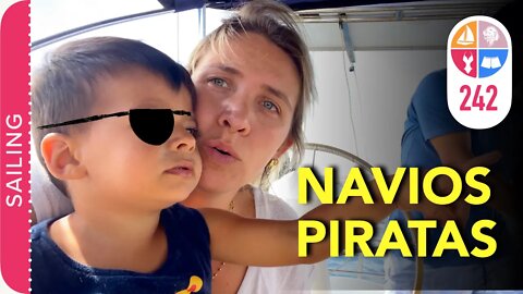 242 | Cercados por NAVIOS PIRATA em Gibraltar - Sailing Around the World