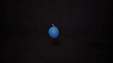 Slow Motion Balloon Simple Drop / Splat