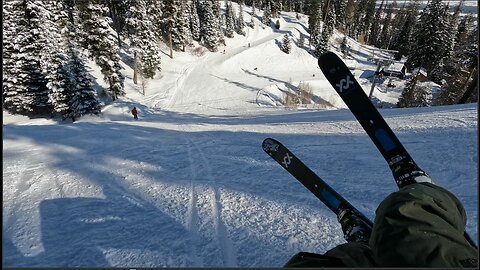 Awesome Sunny Day and Skiing Epic Powder!