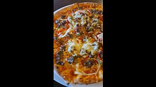 Pizza For Lunch [Short Video]