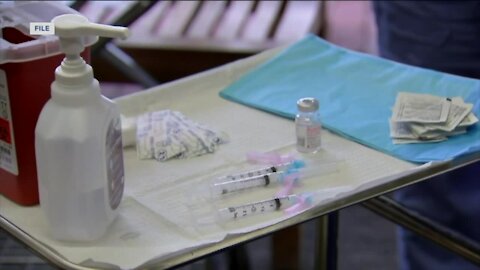 Public health leaders say it's safe to get flu shot and COVID-19 vaccine on the same day