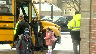 Buffalo School students still need to wear masks