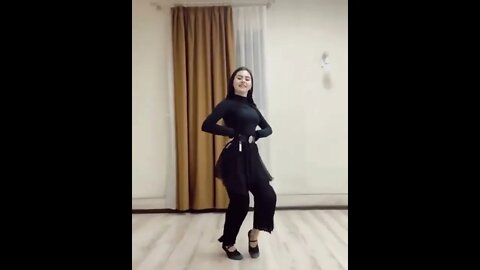 Кавказская Красавица танцует-танцы кавказа 2022 #shorts