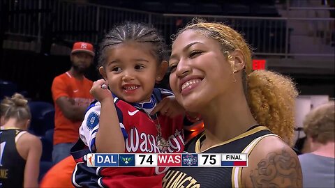 🥰 Elena Delle Donne & Shakira Austin Sign Autographs For Kids After Washington Mystics Win vs Dallas