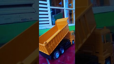 mobil truk mainan | toy truck | cinematic toy car #mobilmainan #trukmainan #shorts