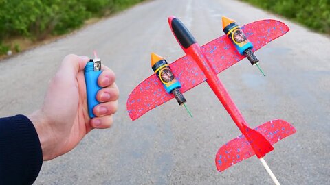 EXPERIMENT : Rocket and Plane | Rocket powered Disney Planes Dusty |