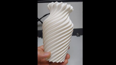 Let's make a pot with a 3D printer.