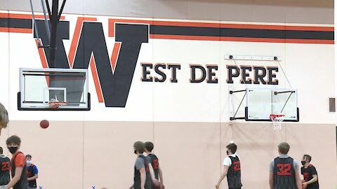 Moved up a division, West De Pere confident despite tough draw in WIAA regionals