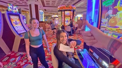 I Paid My Friends And Family To Play Slot Machines! (2 Hours Of Free Slot Play In Las Vegas)