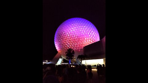 IllimiNations Light Show - Epcot