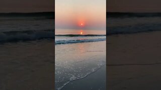 Beautiful Ocean Waves with Sunset For Sleeping adn Relaxation