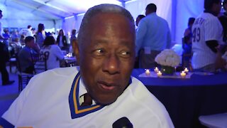 'He's a wonderful person': Hank Aaron discusses his friendship with Bob Uecker