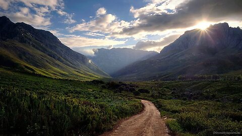 Valley of eternity. Meditation and relaxation music.