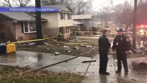 One dead after plane crashes into home in PG County