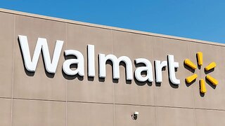 Walmart Employees Confront Customer Over Receipt