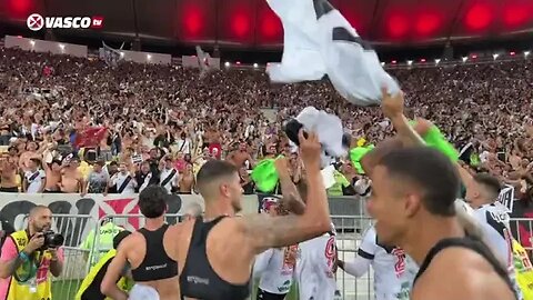 MARACANÃ PULSANDO - "O VASCO É MINHA ALEGRIA" (Flamengo 0x1 Vasco - Jogadores e Torcida Festejando)