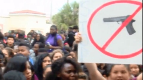 Lake Worth HS students, teachers stand in solidarity for school shooting victims