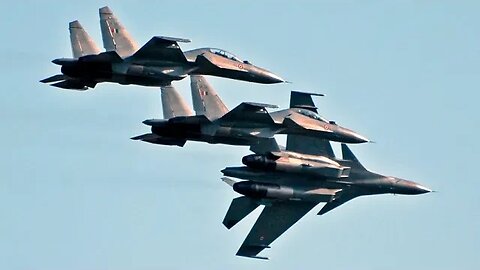 SU30MKI Heavy Fighters Conducting Formation Maneuvers