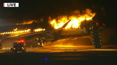 Japan Airlines Aircraft Catches Fire at Tokyo's Haneda Airport LIVE | N18L