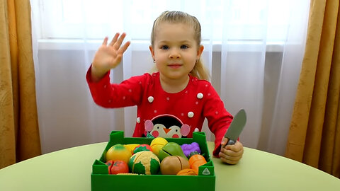 Diana teaches the names of fruits and vegetables Video for toddlers