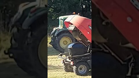 Bailing Hay #nature #yorkshire #farmer#tractor