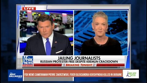 A normally stoic Jennifer Griffin breaks down on-air while describing the deaths of her Fox News colleagues in Ukraine