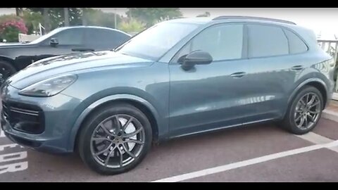 Clean Cayenne Turbo in Monte Carlo. Finally Turbo S was launched! [4k 60p]