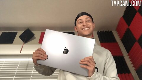Unboxing And Creator Testing The M1 Max Macbook Pro 16" 32gb Ram, 32gb GPU and 1tb SSD In 2023!