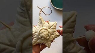DIY 🙌 How to make paper clay. 🎄Christmas papier-mâché toy idea