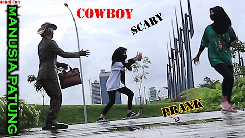 Cowboy prank. Best cowboy prank. best Statue scare prank. lelucon statue prank.luco patung prank.