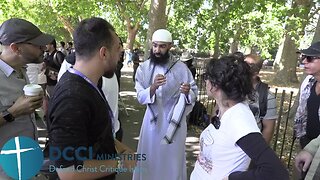 A Muslim man tries to stop free speech || Scared of DCCI || Speakers corner