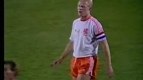 1990 FIFA World Cup Qualification - Wales v. Netherlands