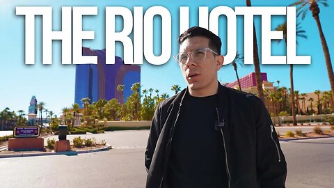 How is The Rio Hotel Still Open? Las Vegas Hotel Review