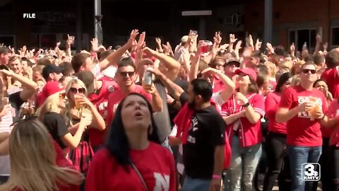 Lincoln downtown bars adjusting to Husker game day restrictions