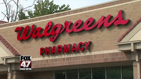 Walgreens raises minimum tobacco sales age to 21